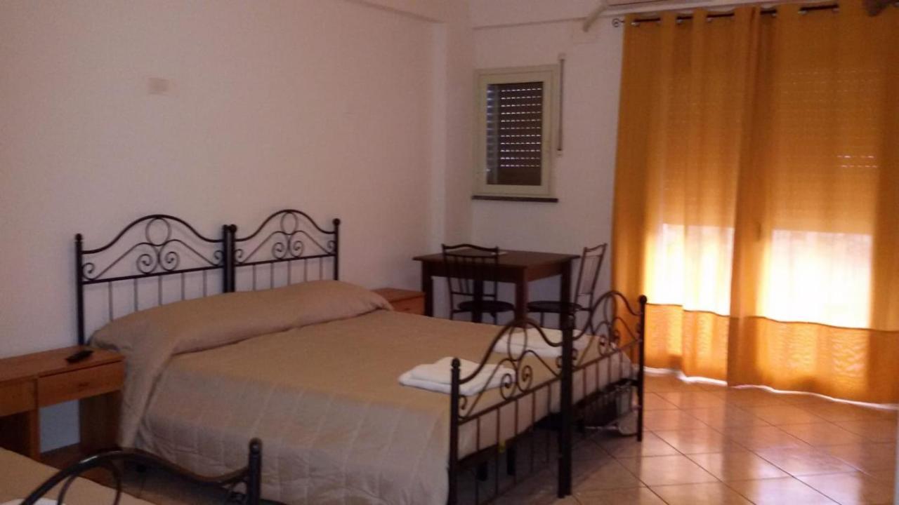 Residence Ore Felici Mascali Exterior foto